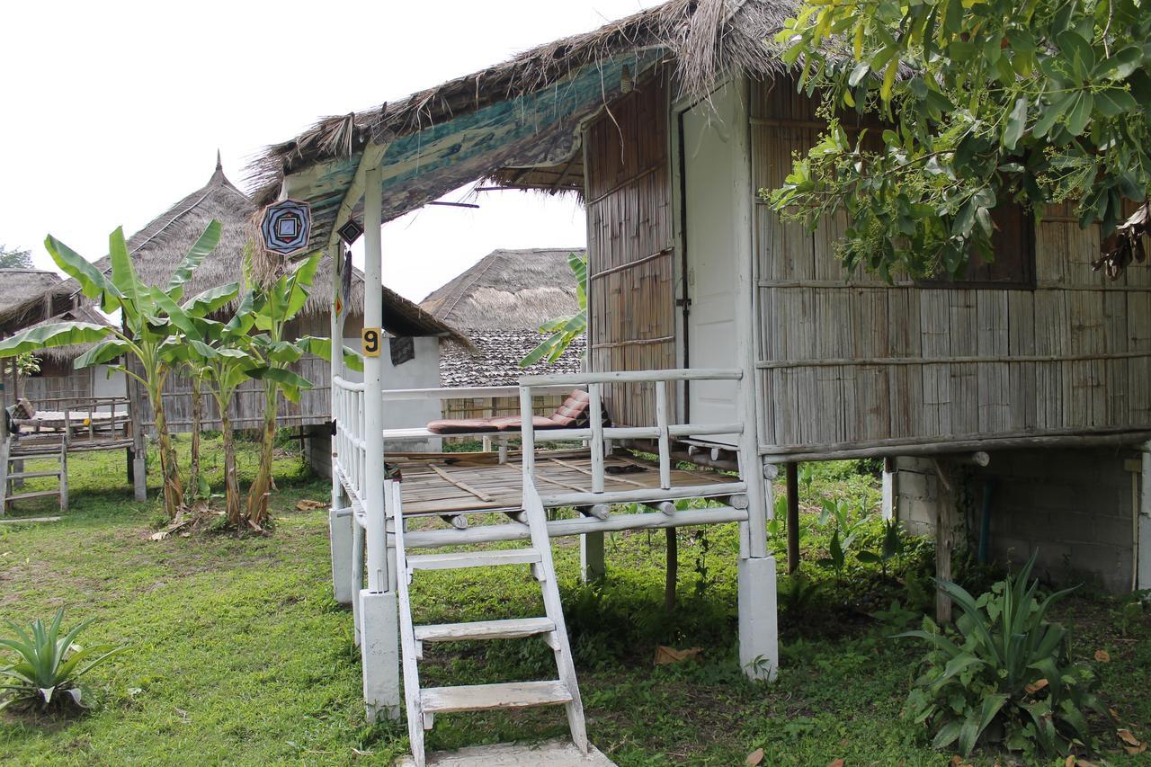 Refresh House Pai Hostel Exterior photo