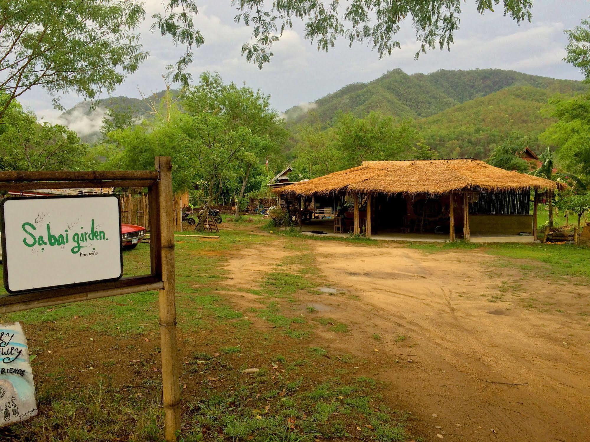 Refresh House Pai Hostel Exterior photo